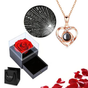 Šperkovnica s ružou a náhrdelníkom so slovom Láska 100 jazykov Užsisakykite Trendai.lt 12